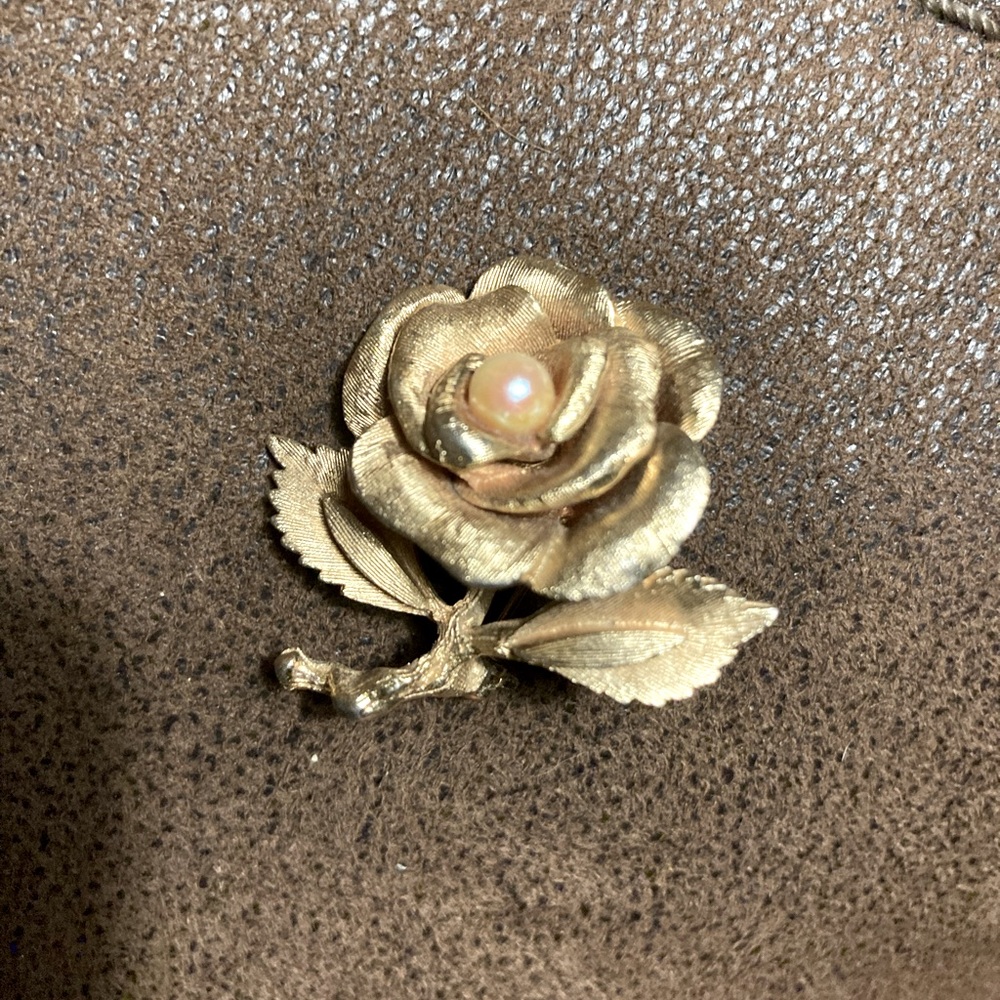 Capri Brooche